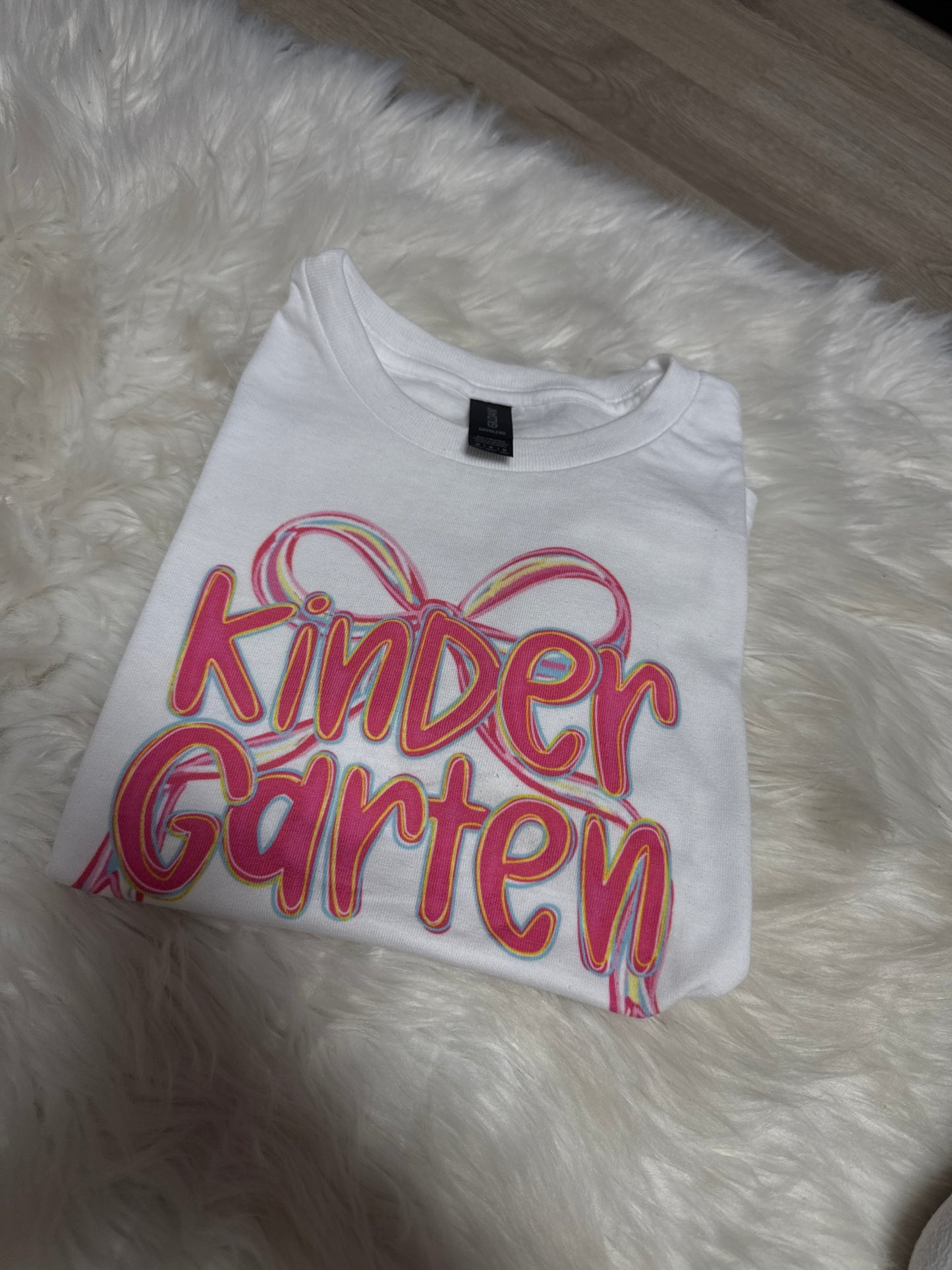 Bow kindergarten white YM