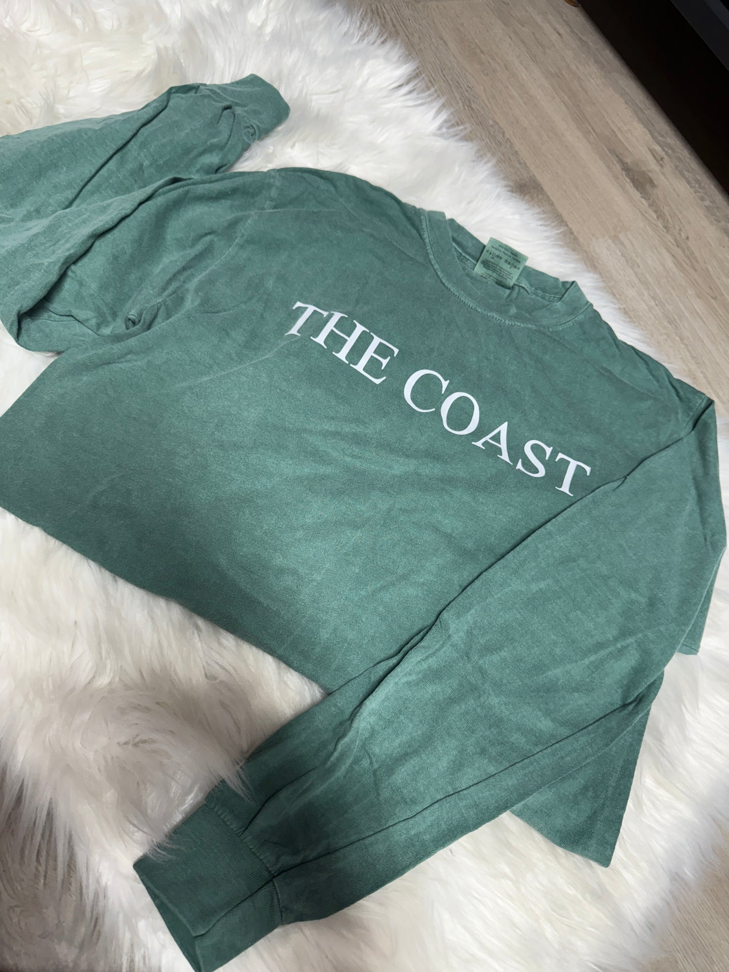 green the coast long sleeve M