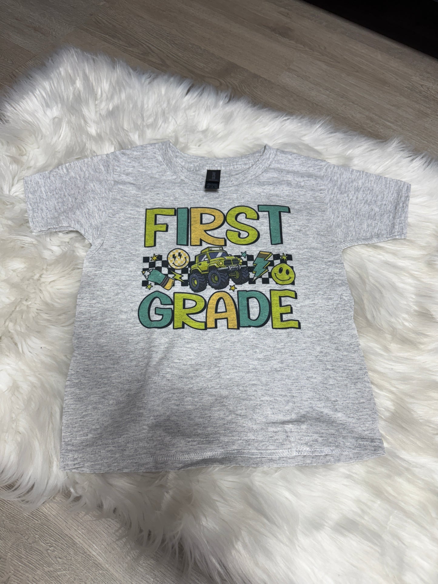 Truck 1st grade YXS grey